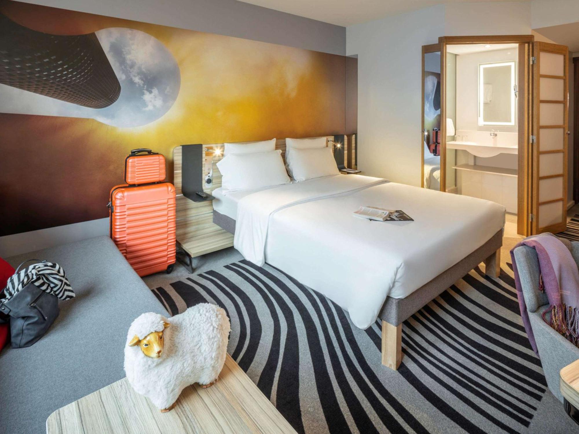 Novotel